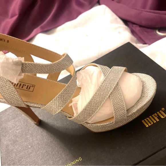 Women's Silver Suedes Open Toe High Heel Platform Dress Pump Sandals - Picture 11 of 14